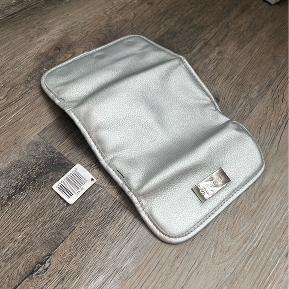 Sephora metallic silver brush case with tag - Picture 6 of 12